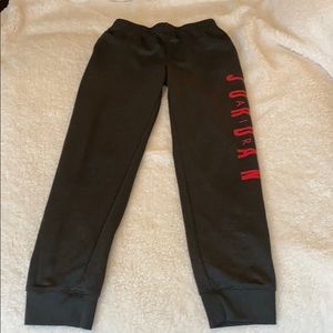 Jordan Air joggers boys XL